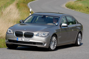 BMW 7 тест-драйв популярного немецкого автомобиля